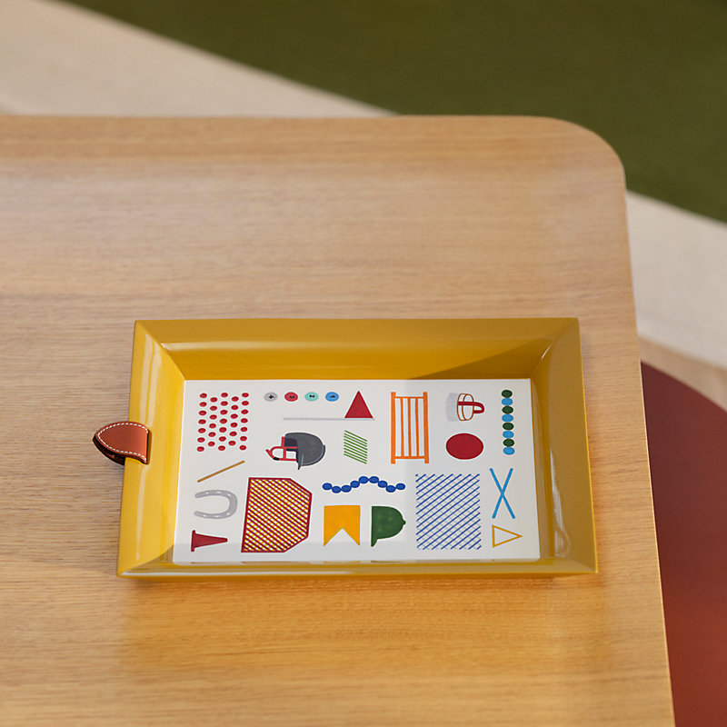 Atrium Saut Hermès letter tray - Yellow | Hermès Mainland China